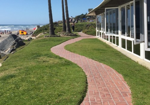 The Best Beach Bars in San Diego for Nightlife